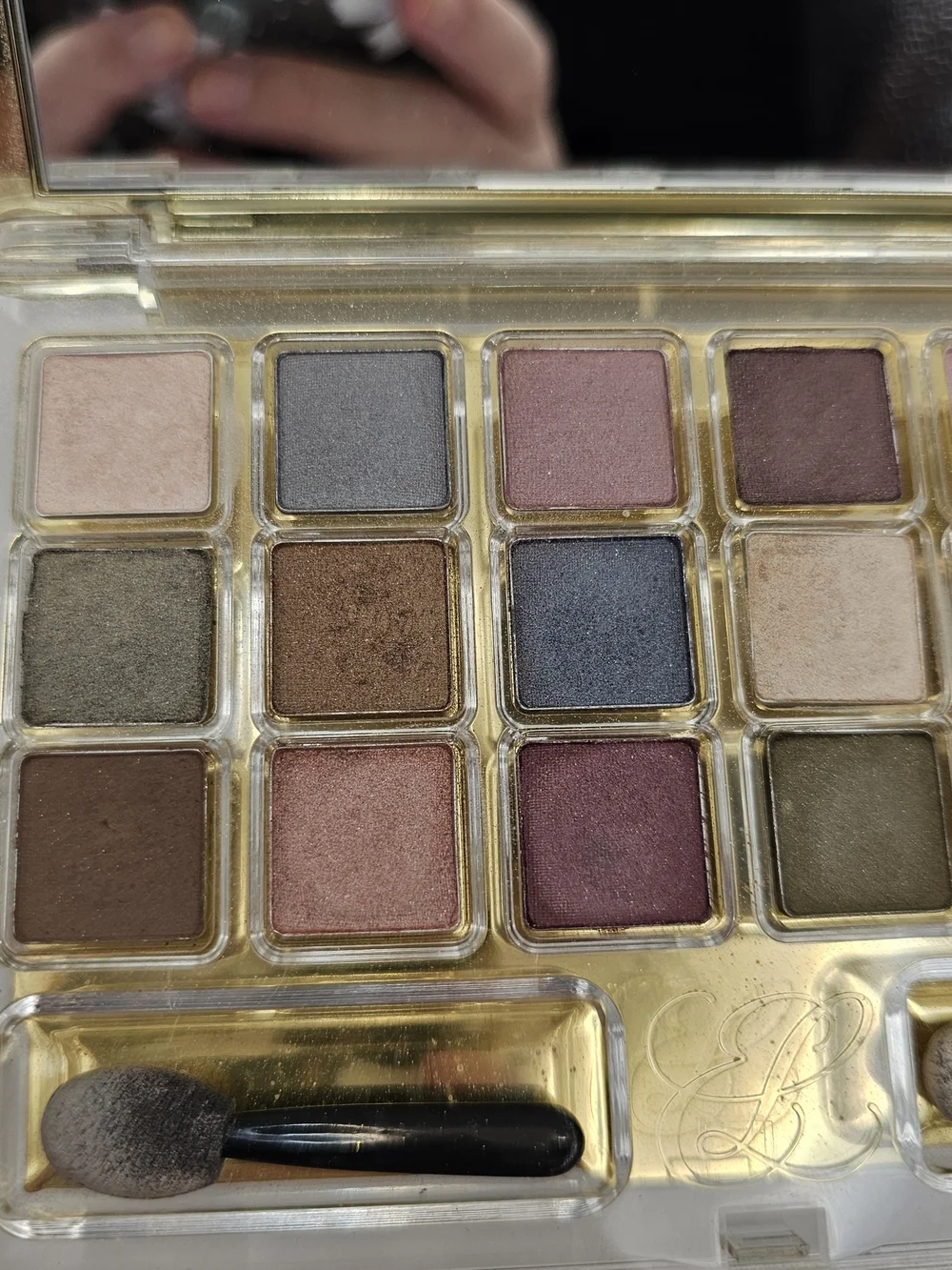 N/A most colors